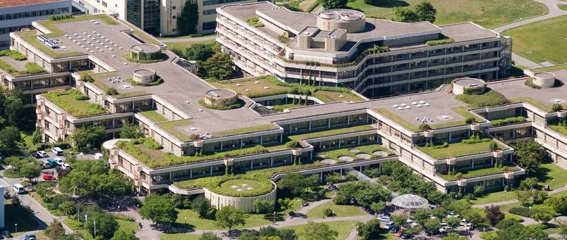#1_KLIOL_UKHD_Luftbild_CopyrightUKHD.webp